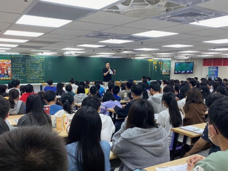 網知科學教育攜手周俞化學線上學院　打造高中必修、選修化學的學習新篇章